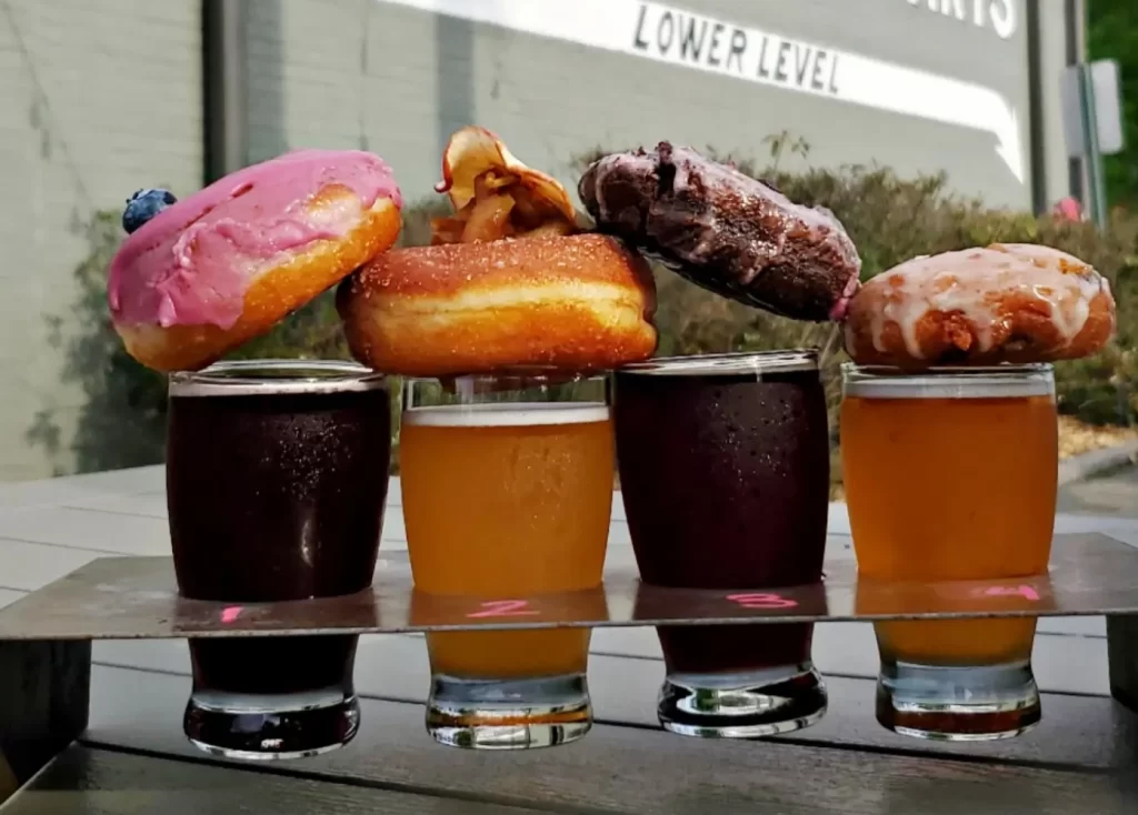  Doughnut Dollies & Urban Tree Cidery